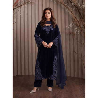 UA-300 Embroidered Velvet 3 Pc Collection | Umnna