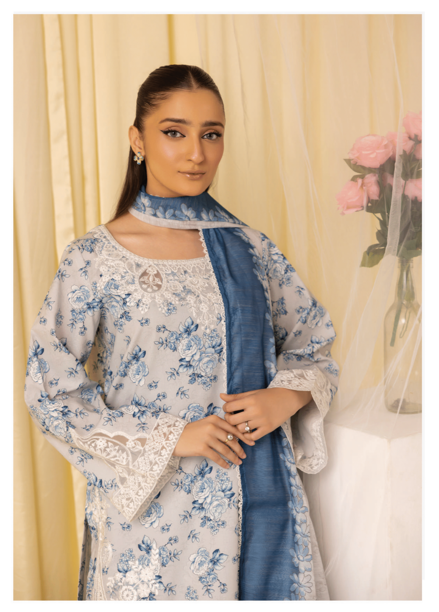 3 Pc Printed embroidered lawn dress - Muskin