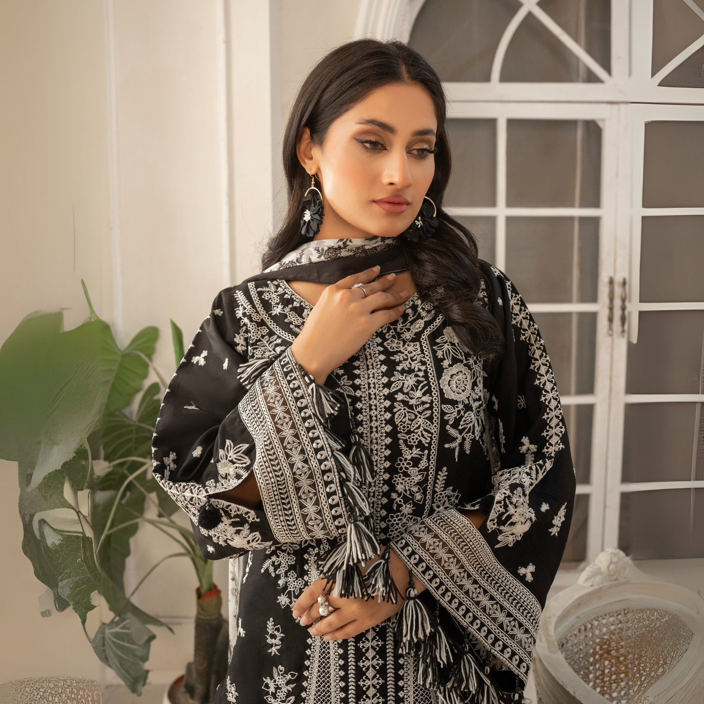 UA-51 (Black) Embroidered Viscose Linen 3 Pc Pakistani Dress | Ready to wear | UMNAA