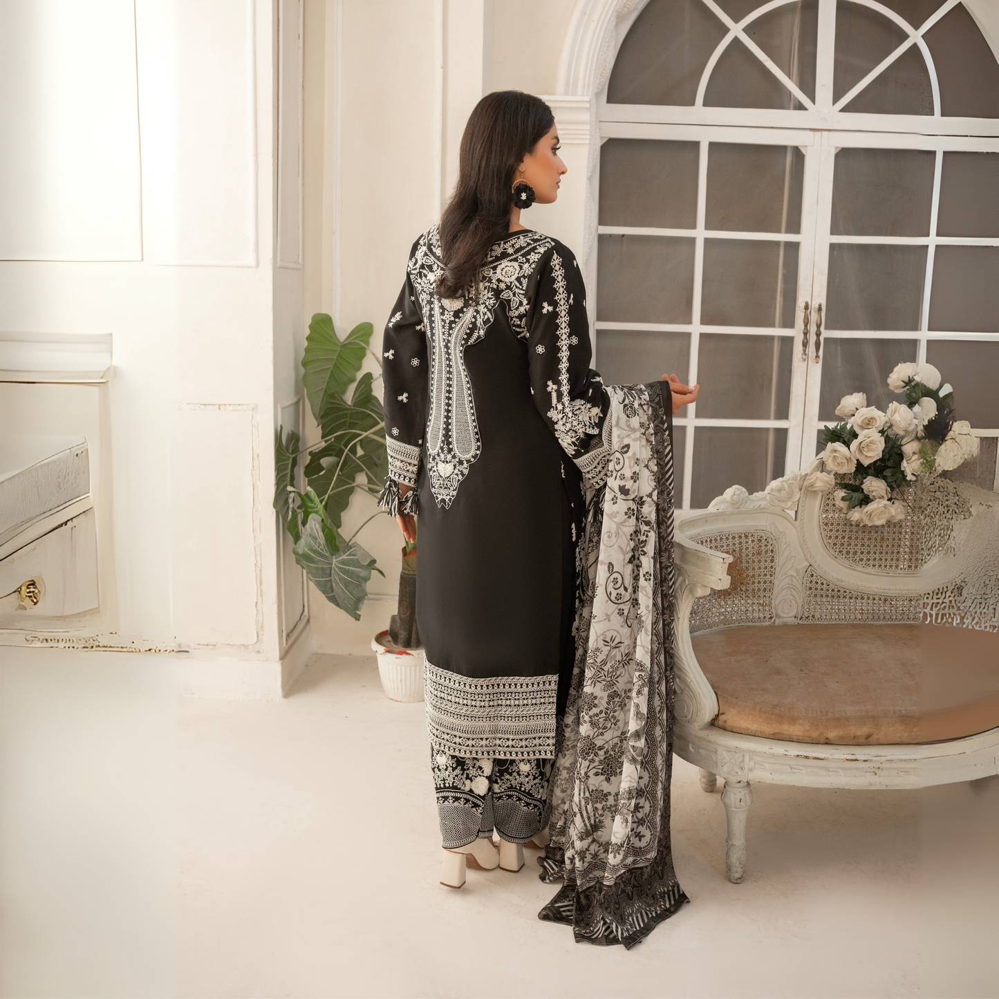 UA-51 (Black) Embroidered Viscose Linen 3 Pc Pakistani Dress | Ready to wear | UMNAA