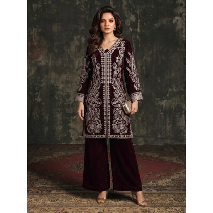 UA-311 Luxury Festive Velvet Cord Set | Umnaa