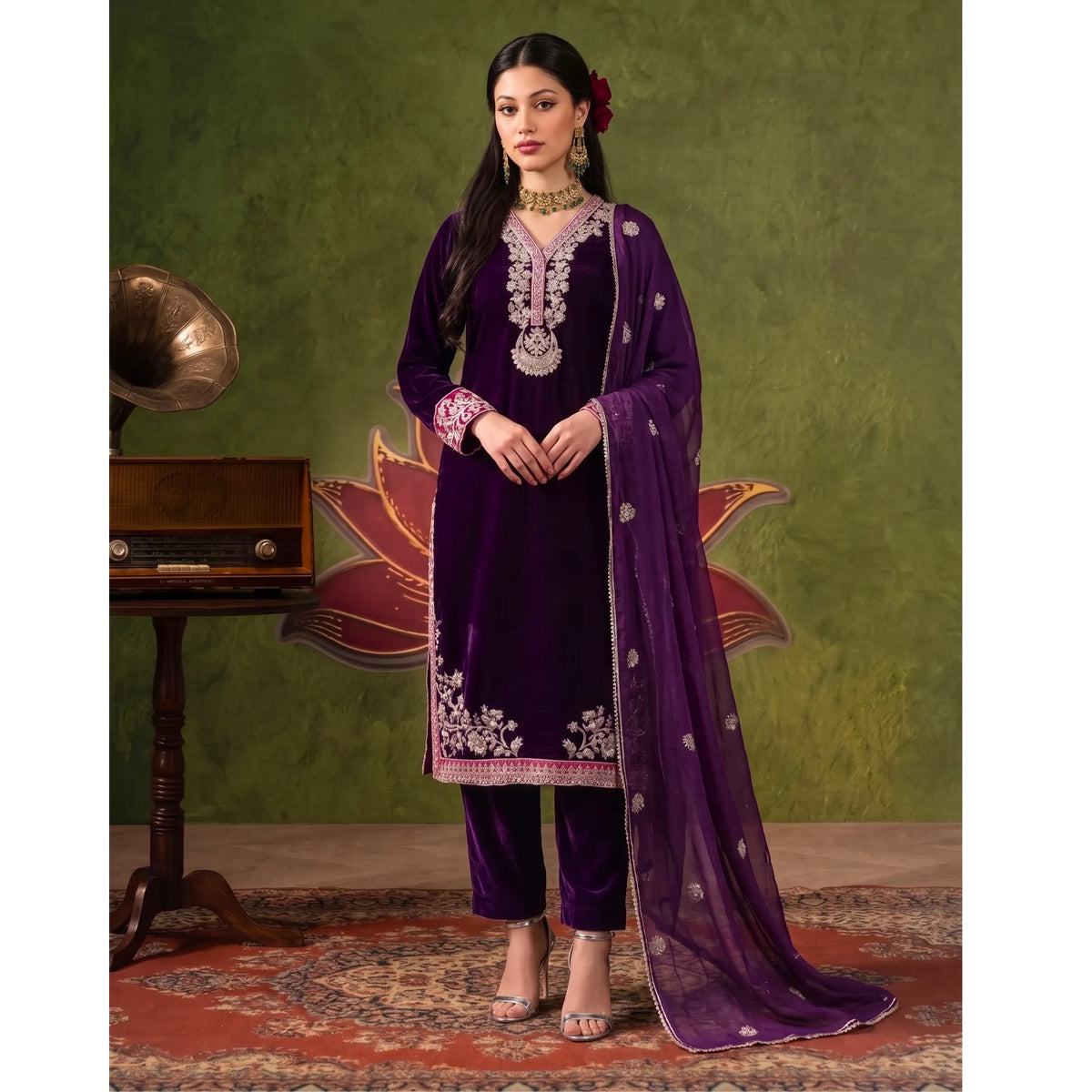 UA-322 Embroidered Luxury Velvet 3 Pc | Umnaa
