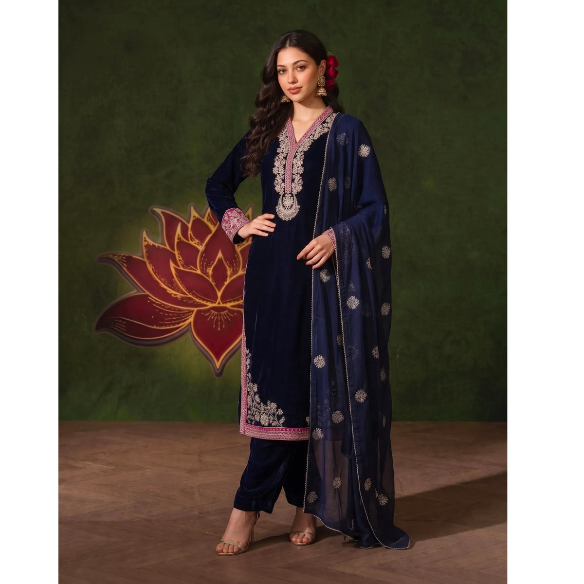 UA-322 Embroidered Luxury Velvet 3 Pc | Umnaa