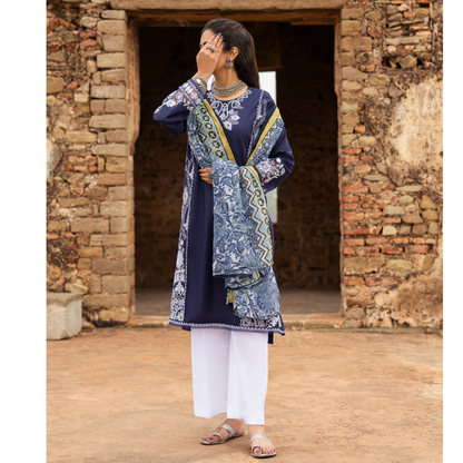 UCA-17 3 Pc Embroidered Lawn Ready to Wear Collection by Casuallite