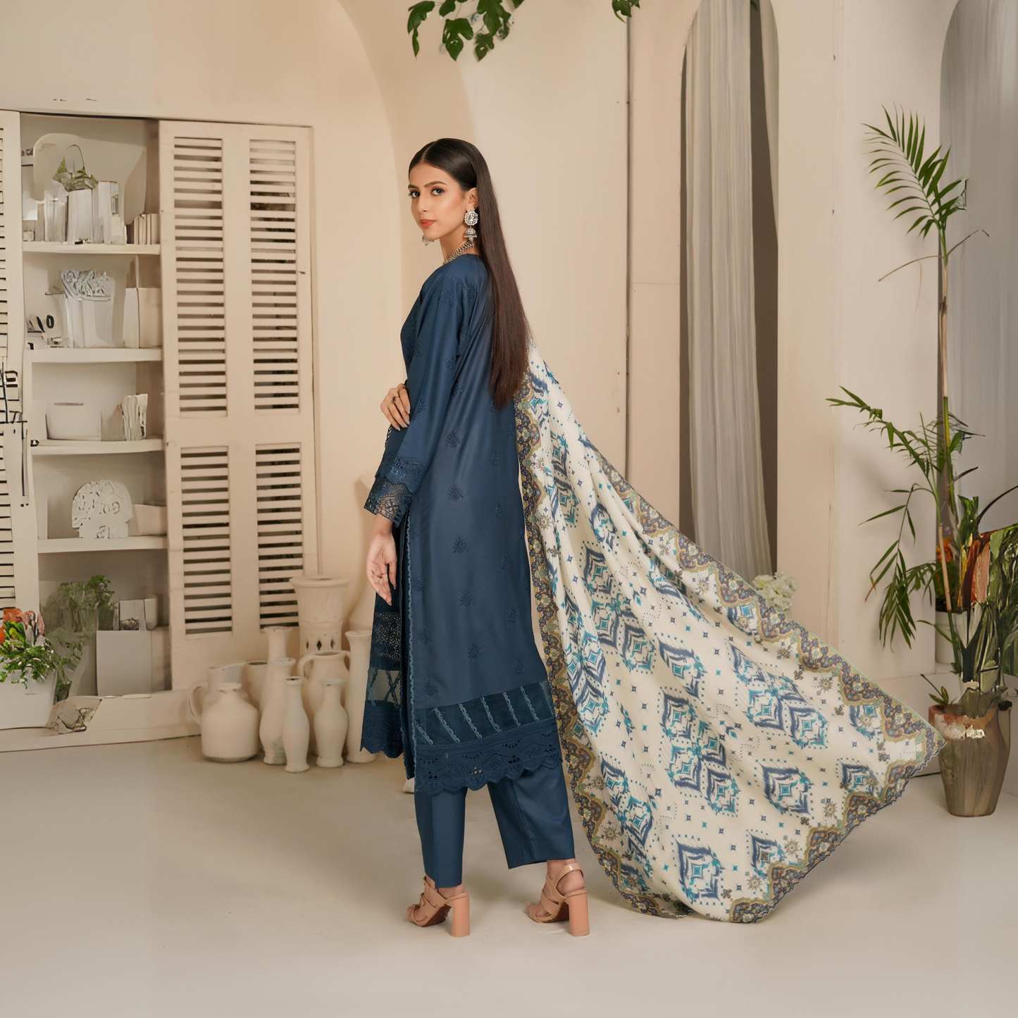 3 Pc Dhanak Collection | Ready to Wear | MUNIRA | UMMUN07