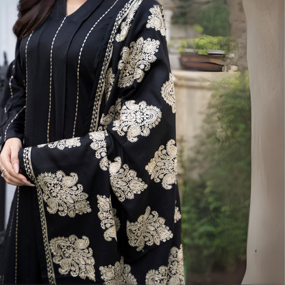 3 Pc Dhanak Dress with Embroidered Shawl | Winter Collection | Raniya.h | UMRAH0801