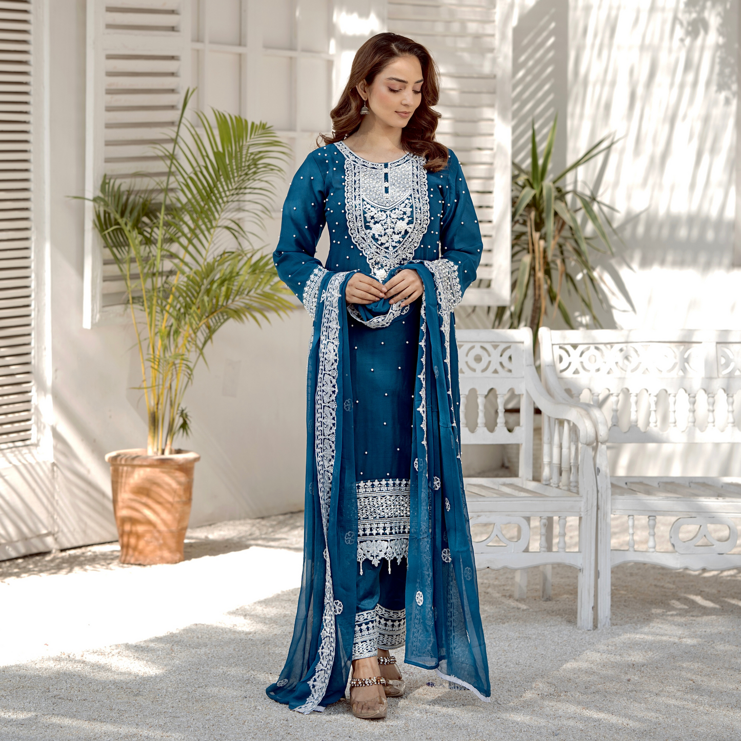 UMRZ-40 Luxury Handwork Embroidered Dress with Chiffon Dupatta 3 Pc |Ready to Wear| Rangz