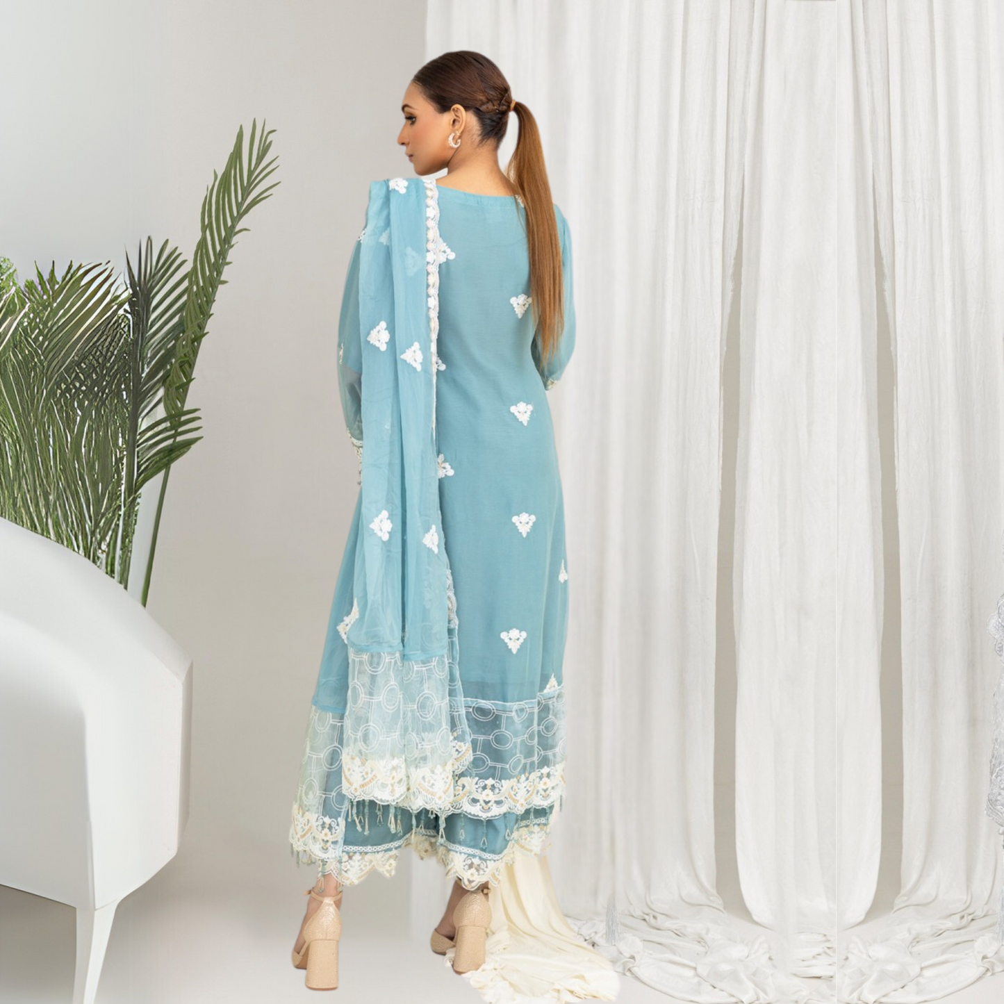Luxury Embroidered Chiffon Dress 3 Pc | Winter Collection | Rangz | UMRGZ3601