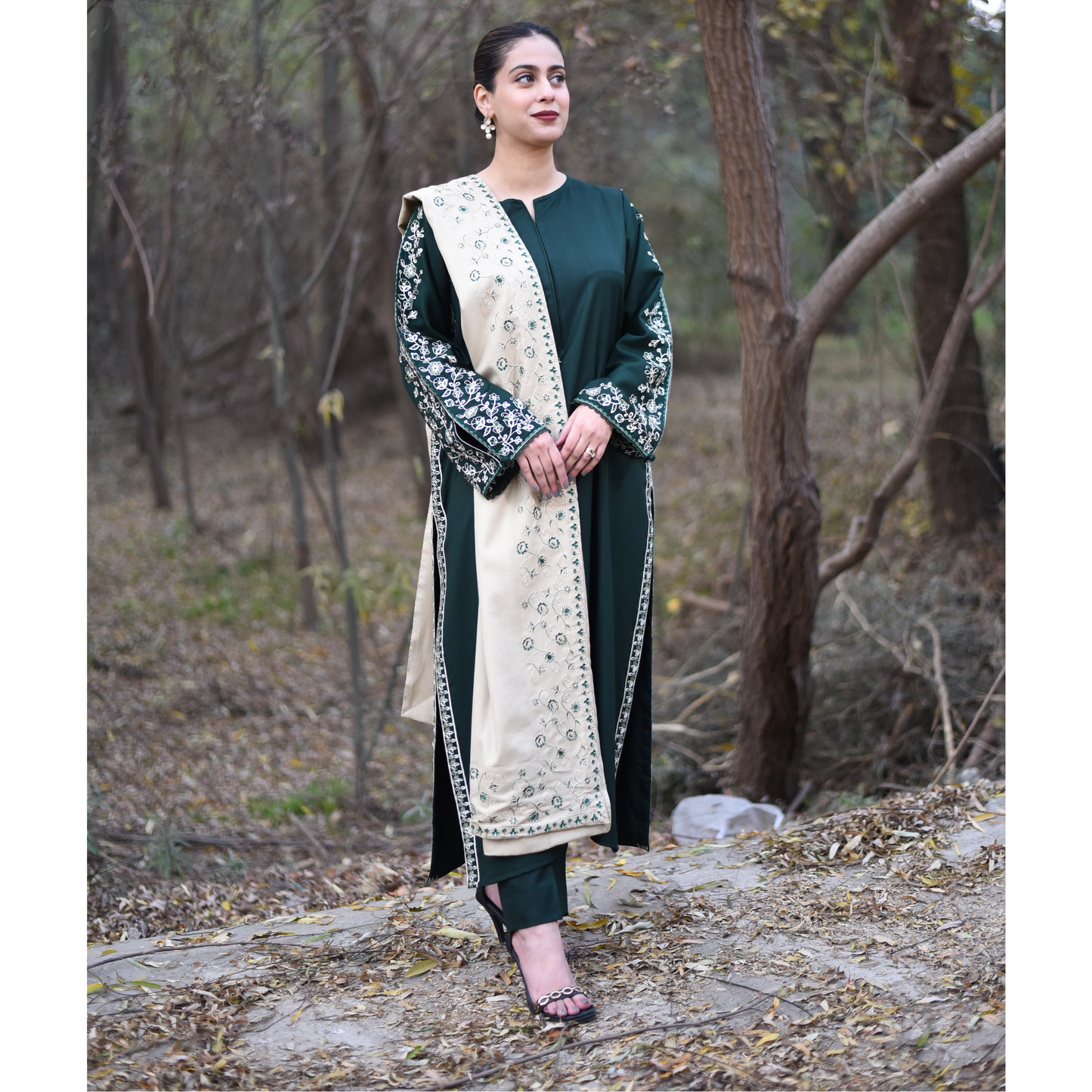 UA-29 3 Pc Embroidered Dhanak Dress with Embroidered Dhanak Shawl Pakistani Dress | UMNAA