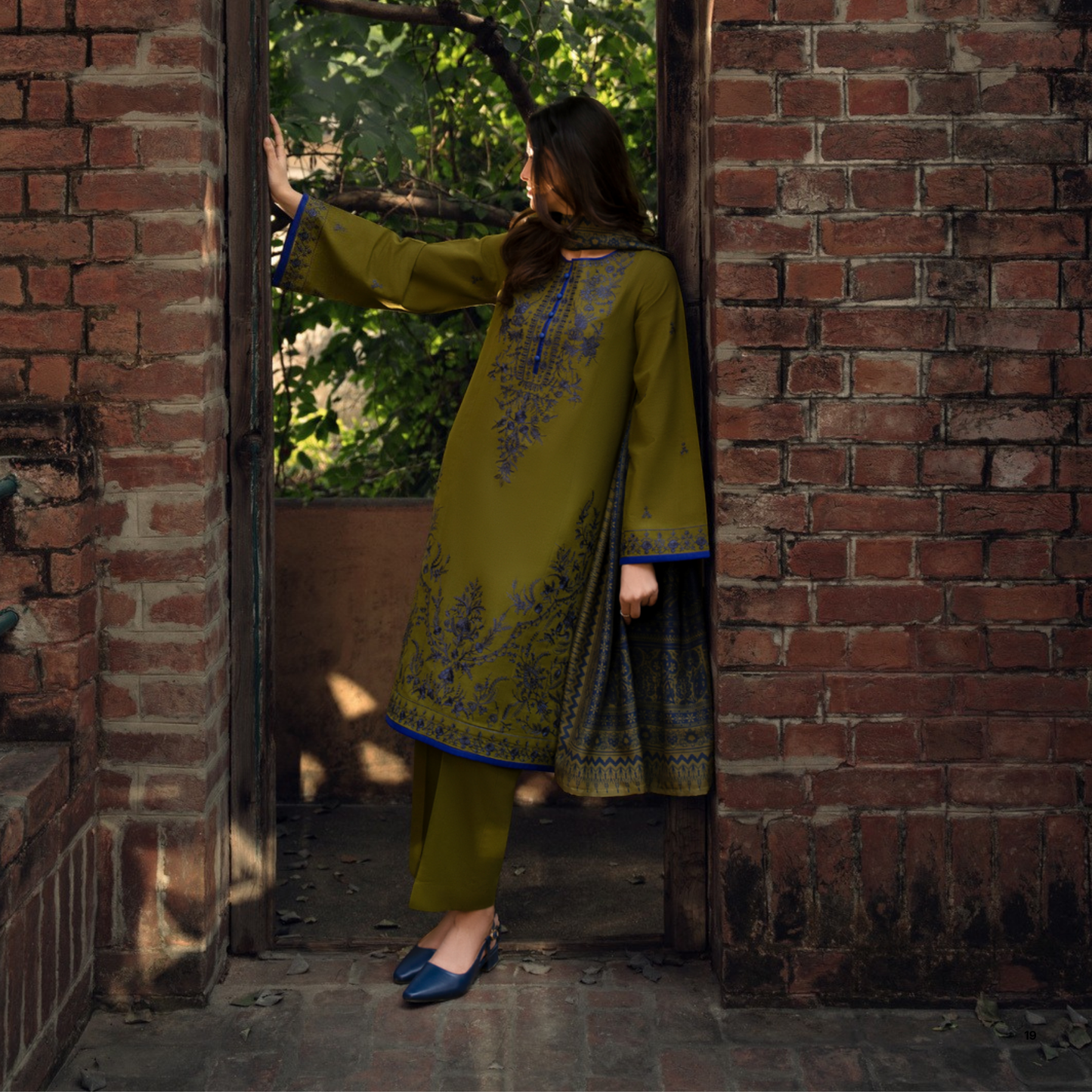 UCA-33 "Shadows" Embroidered Khaddar with Wool Shawl Winter Collection by Casuallite
