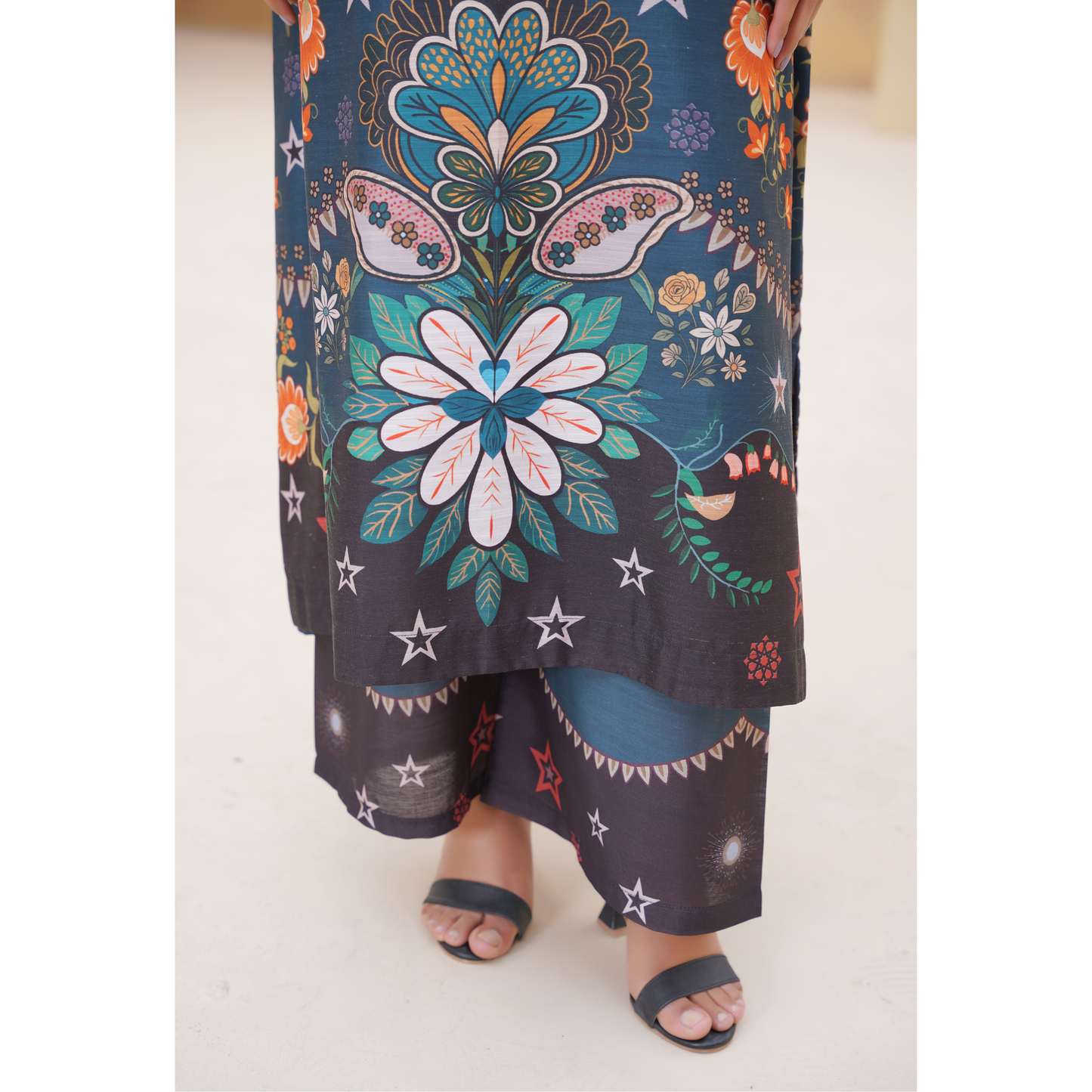 UA-157 Printed Slub Khaddar Kaftan Co-Ord Set | Winter 2 Piece Outfit
