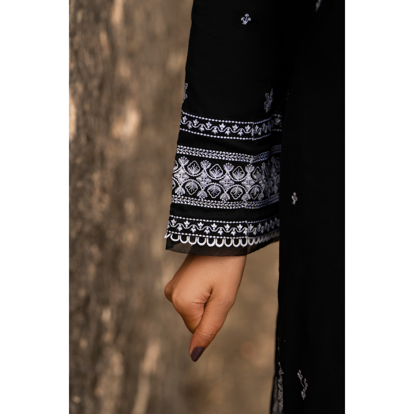 UCA-16 3 Pc Embroidered Cotton Lawn Ready to Wear Eid Collection by Casuallite