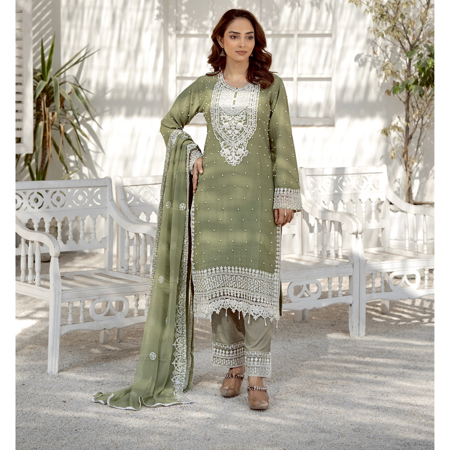 UMRZ-40 Luxury Handwork Embroidered Dress with Chiffon Dupatta 3 Pc |Ready to Wear| Rangz