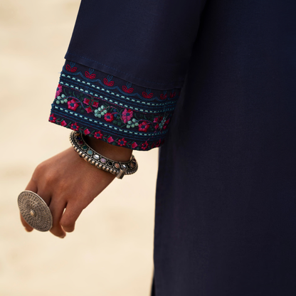 3 Pc Embroidered Khaddar Ready to Wear Collection by Casuallite | UMCAE0901