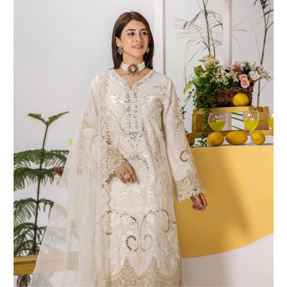 UTT-06 Embroidered Lawn 3 Pc Ready to wear Collection | Traditional Thread