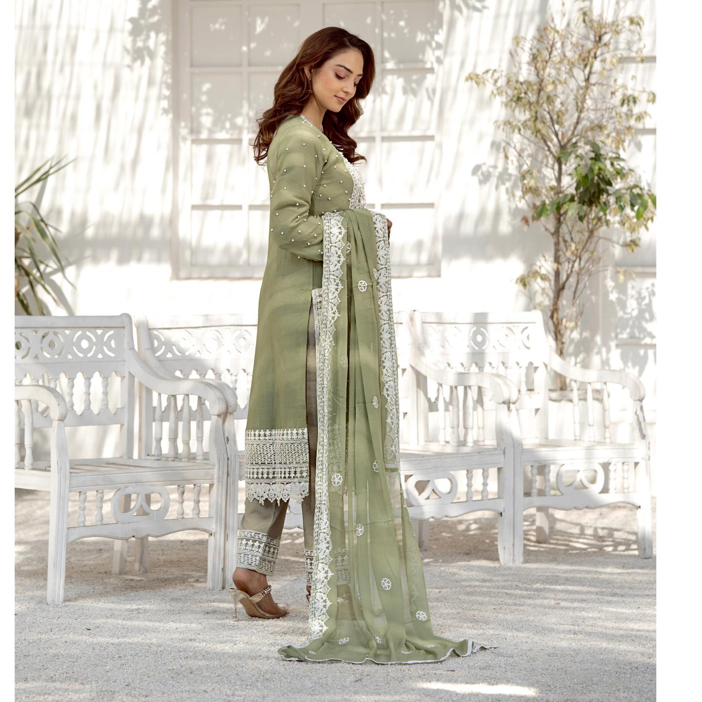 UMRZ-40 Luxury Handwork Embroidered Dress with Chiffon Dupatta 3 Pc |Ready to Wear| Rangz