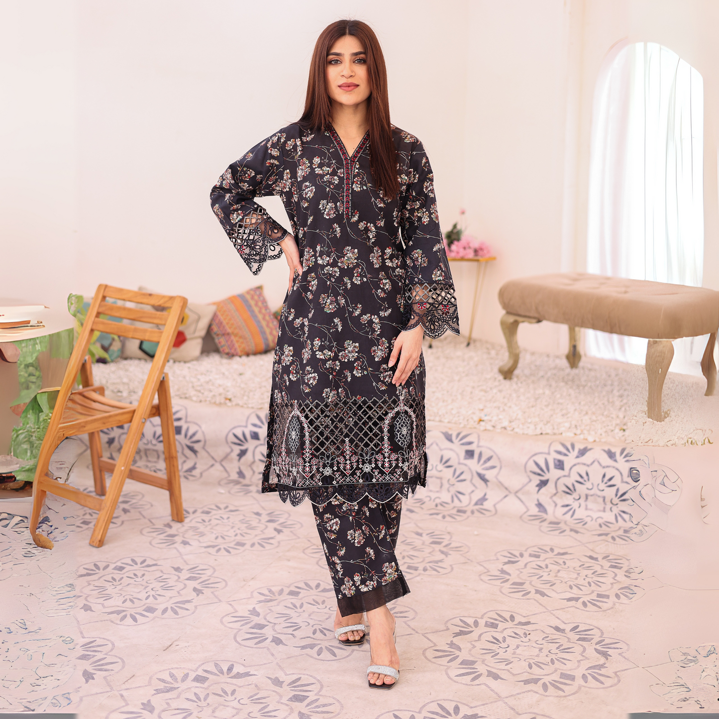 2 Pc Embroidered floral Printed Khaddar Pakistani Co-Ords Set | Ready to wear| Naubahar | UMNAU0900