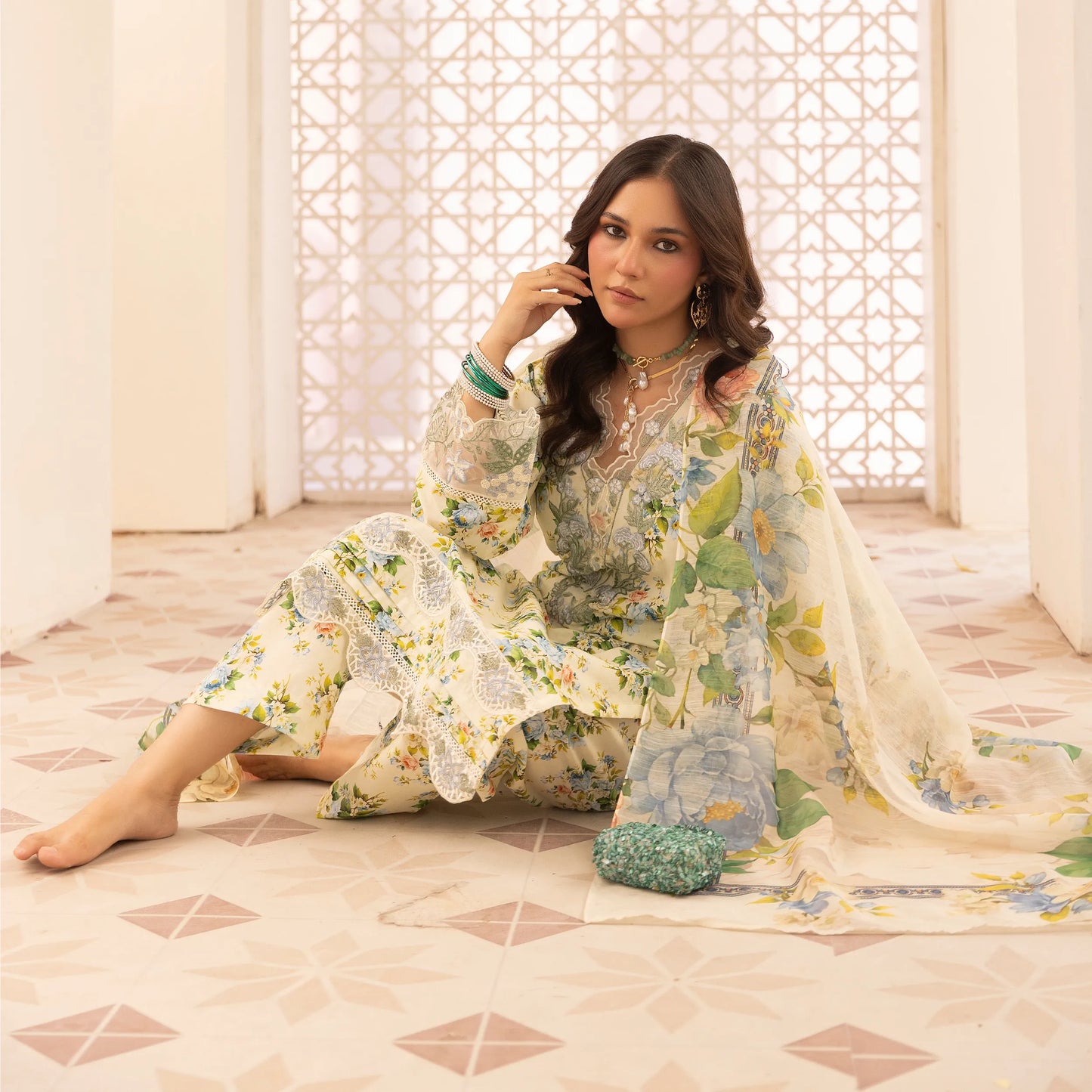 UMS-63 "Limelight" by Simrans Embroidered Printed Pure Lawn 3 Pc Collection Ready to Wear Pakistani Asian clothes