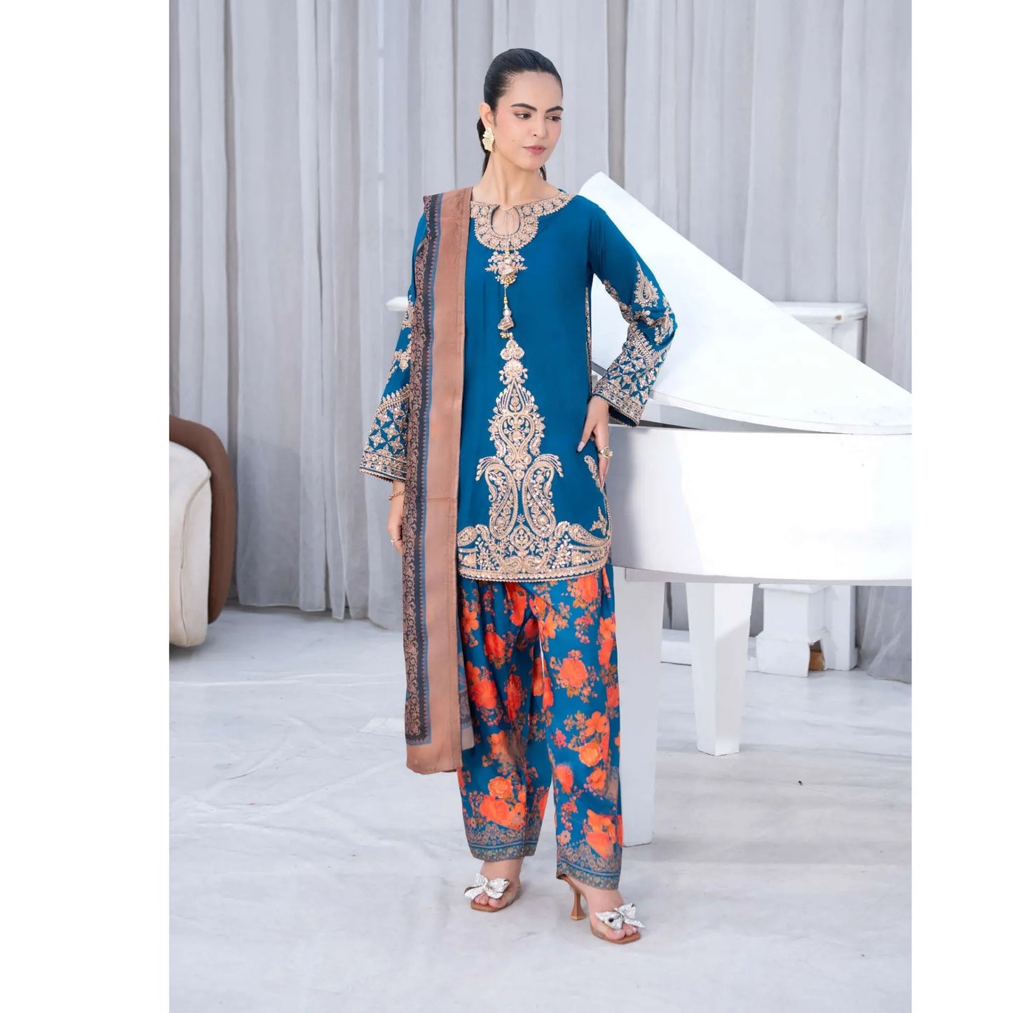 UTT-25 " Ethnic" Cambric Cotton 3 Pc Collection | Traditional Thread