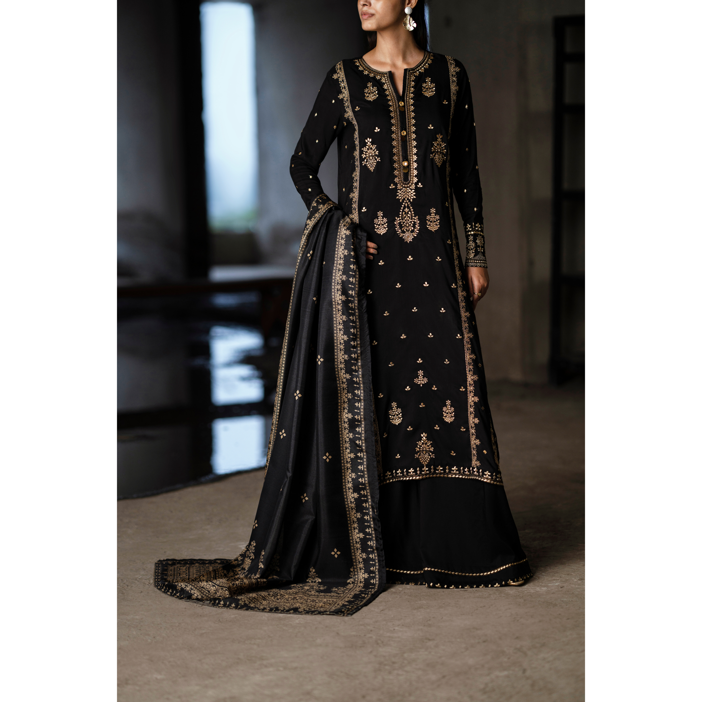 UCA-28 "Sham" Embroidered Silk Viscose Ready to Wear Collection by Casuallite