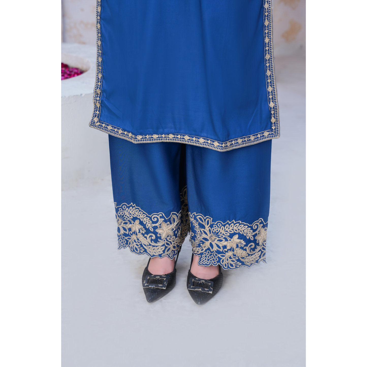 U-71 Embroidered Linen with Pockets 2 Pc Co Ord Set Dress | Ready to wear | UMNAA