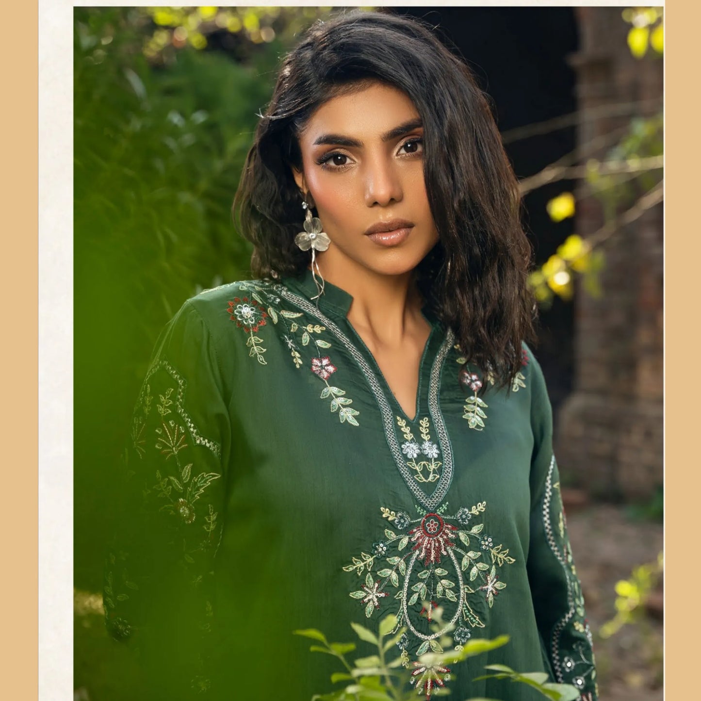 UTT-17 Eid Glow by Traditional Thread Viscose 2 Pc Collection