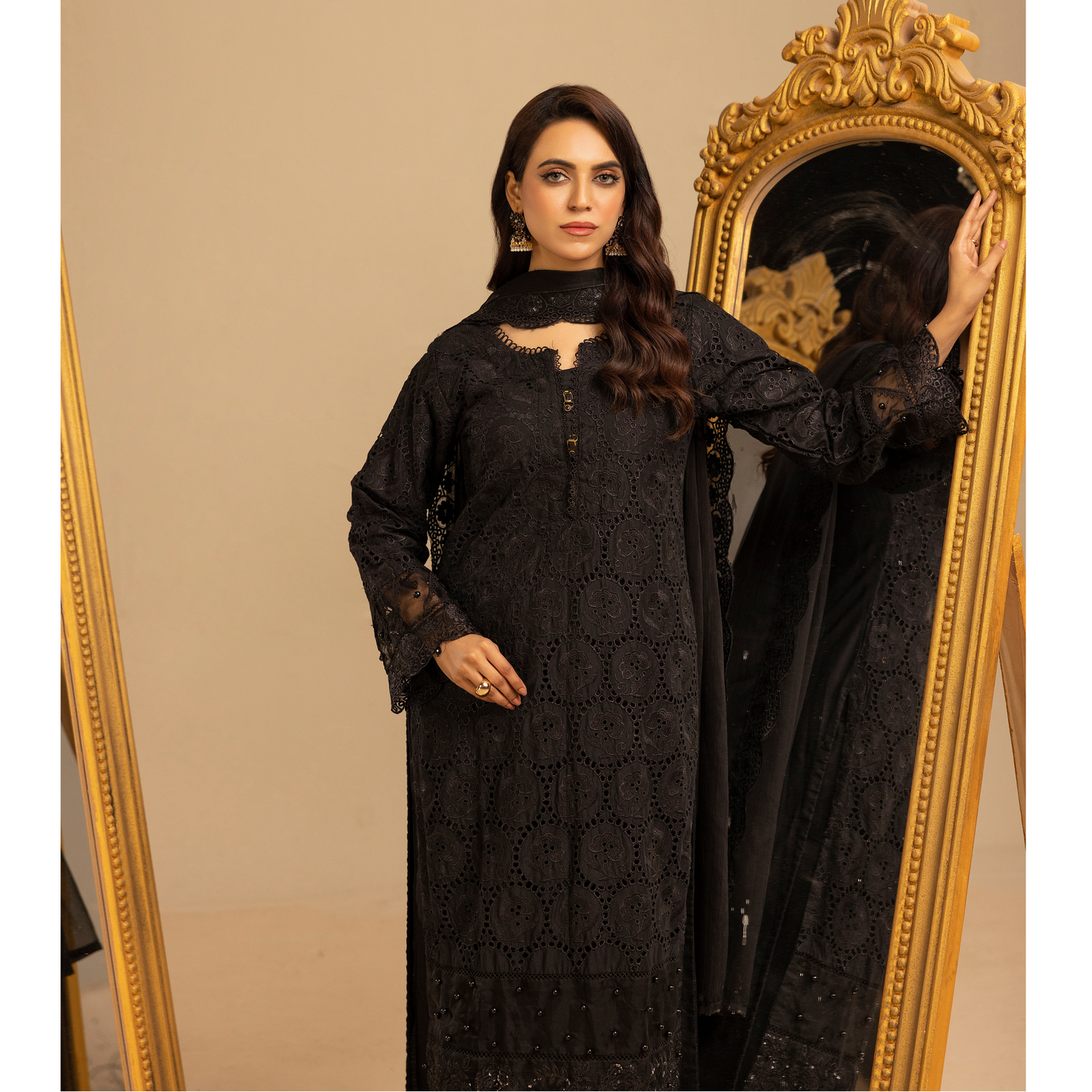 UMS-18 Embroidered Linen Chikenkari 3 Pc Pakistani Dress | Ready to wear | Simrans
