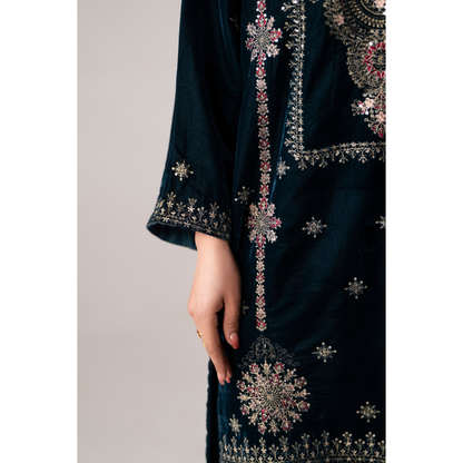 RA-27 Dastan e Eid Embroidered Velvet Collection | Embroidered 3 Piece Festive Ready to Wear by Raniya.h