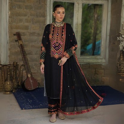 3 Pc Embroidered Linen Dress With Chiffon Dupatta | UMNAA