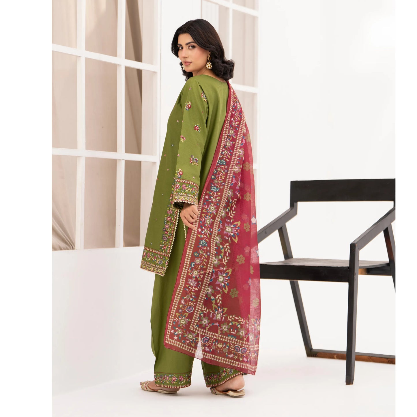 UA-216 Embroidered Cambric Cotton Collection by Umnaa | Ready to Wear Pakistani Asian clothes