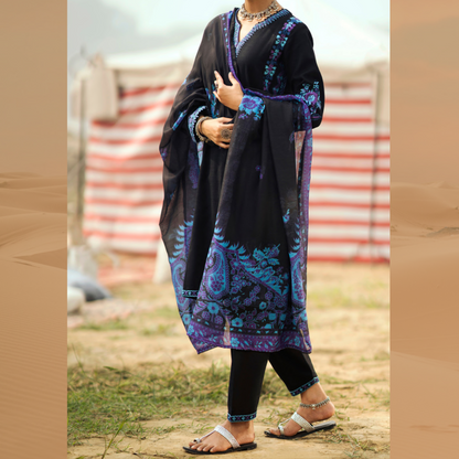 3 Pc Embroidered Khaddar Ready to Wear Collection by Casuallite | UMCAE0801