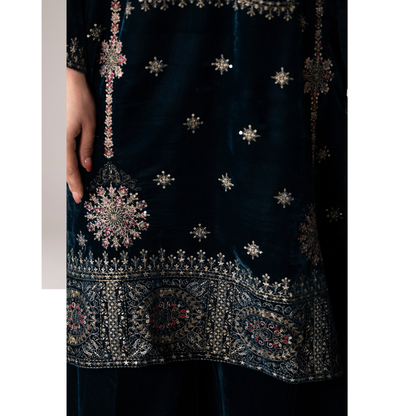 RA-27 Dastan e Eid Embroidered Velvet Collection | Embroidered 3 Piece Festive Ready to Wear by Raniya.h
