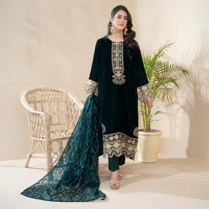 3 Pc Luxury velvet Dress | Winter Collection | Raniya.h | UMRAH01001