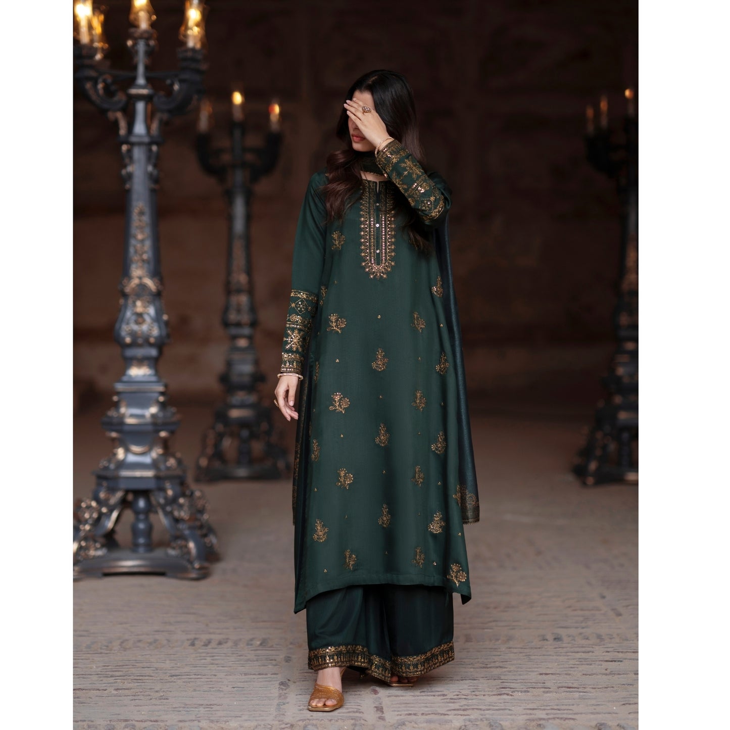 UCA-35 Darbar Festive Drop Embroidered Collection by Casuallite