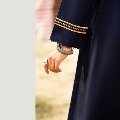 3 Pc Embroidered Khaddar Ready to Wear Collection by Casuallite | UMCAE0801