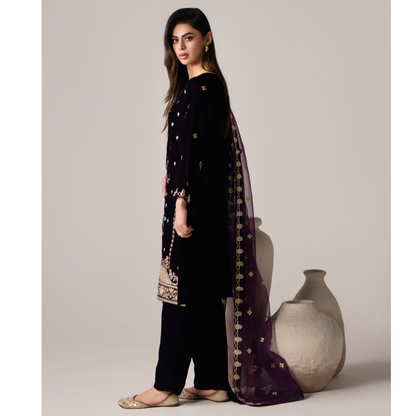 RA-27 Dastan e Eid Embroidered Velvet Collection | Embroidered 3 Piece Festive Ready to Wear by Raniya.h