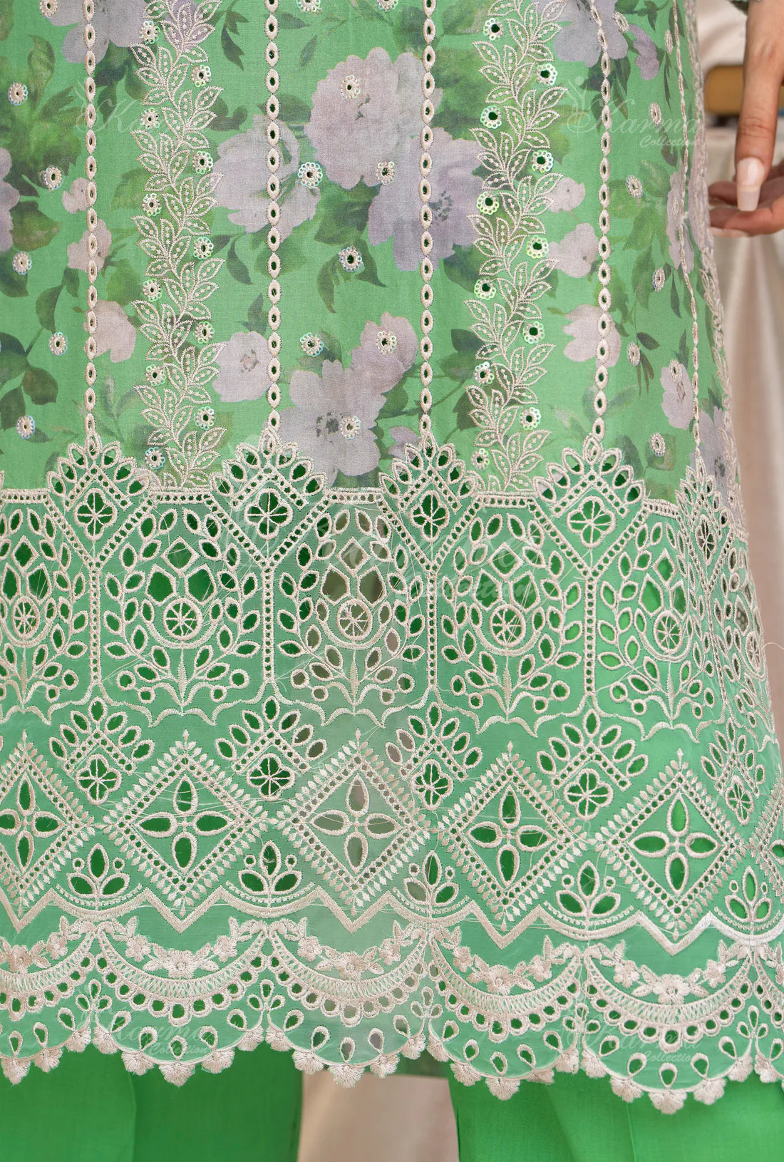 (Mint Green) Printed Chikenkari Cotton Lawn 3 Pc - Karma Collection