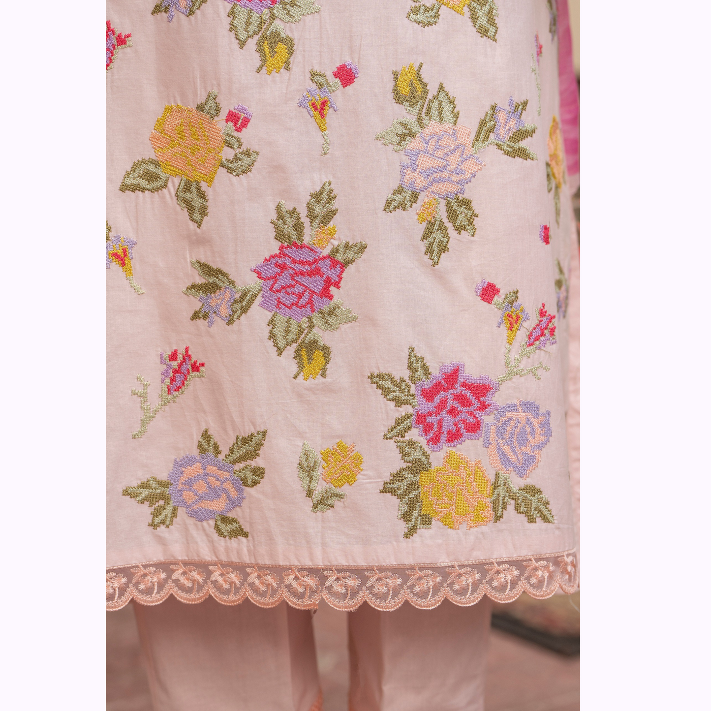 UKC-18 Embroidered Cambric Cotton Ready to Wear 3 Pc - Karma Collection