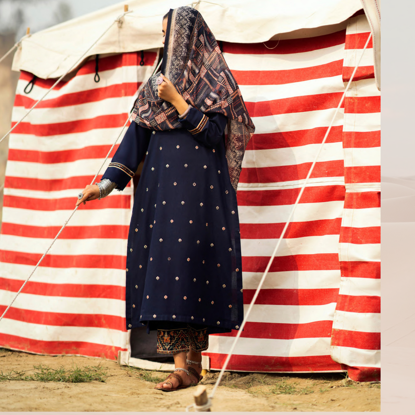3 Pc Embroidered Khaddar Ready to Wear Collection by Casuallite | UMCAE0801
