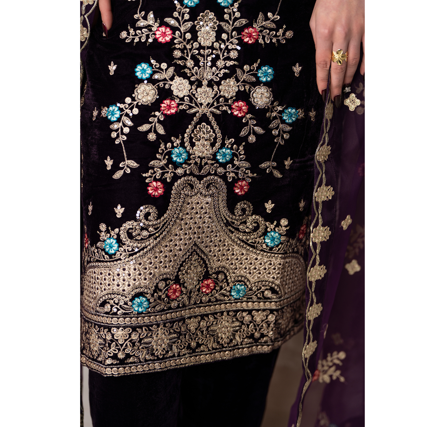 RA-27 Dastan e Eid Embroidered Velvet Collection | Embroidered 3 Piece Festive Ready to Wear by Raniya.h