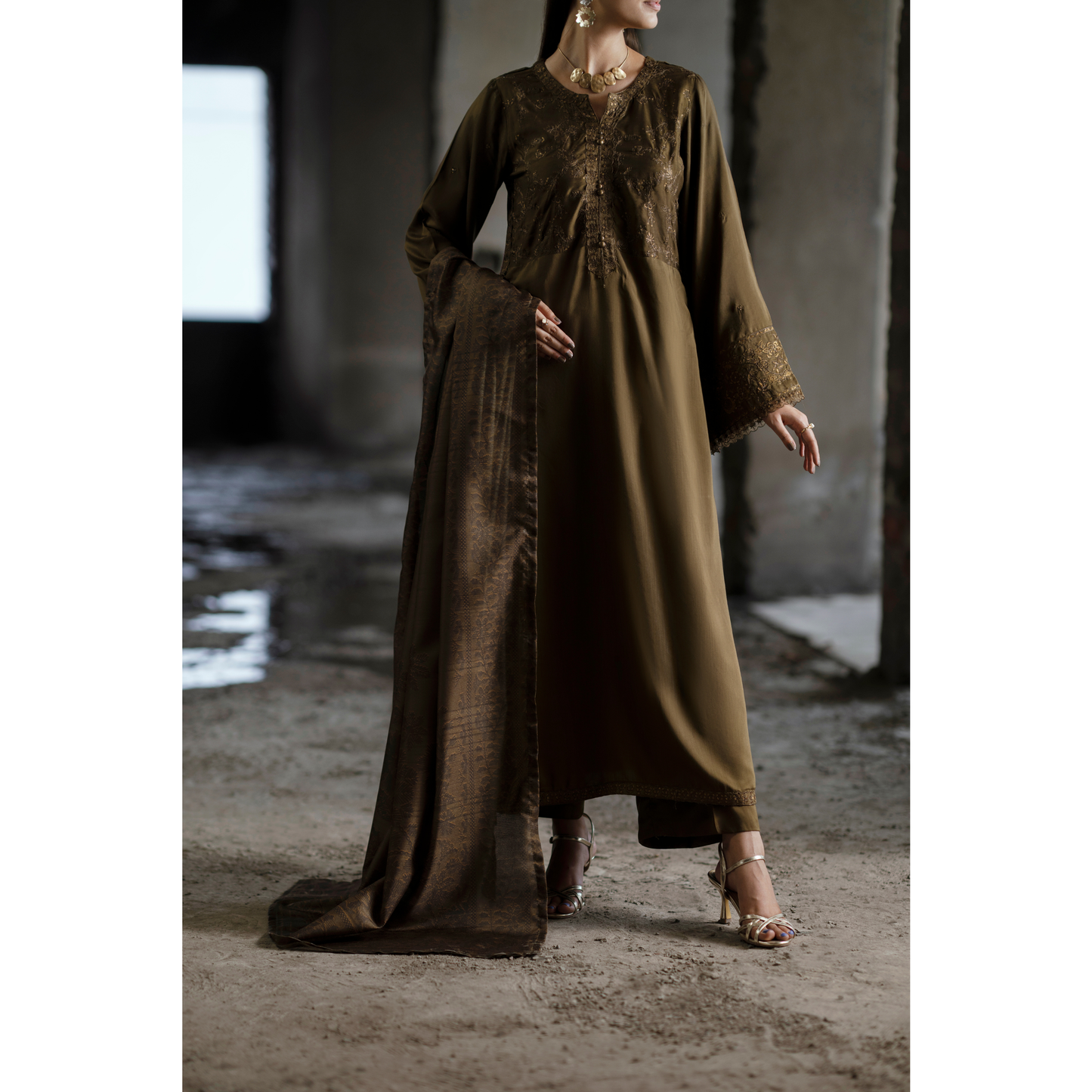 UCA-28 "Sham" Embroidered Silk Viscose Ready to Wear Collection by Casuallite