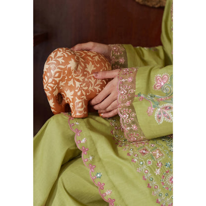 UCA-46 "Sakoon" Embroidered Cambric Cotton Pc Collection | Casuallite