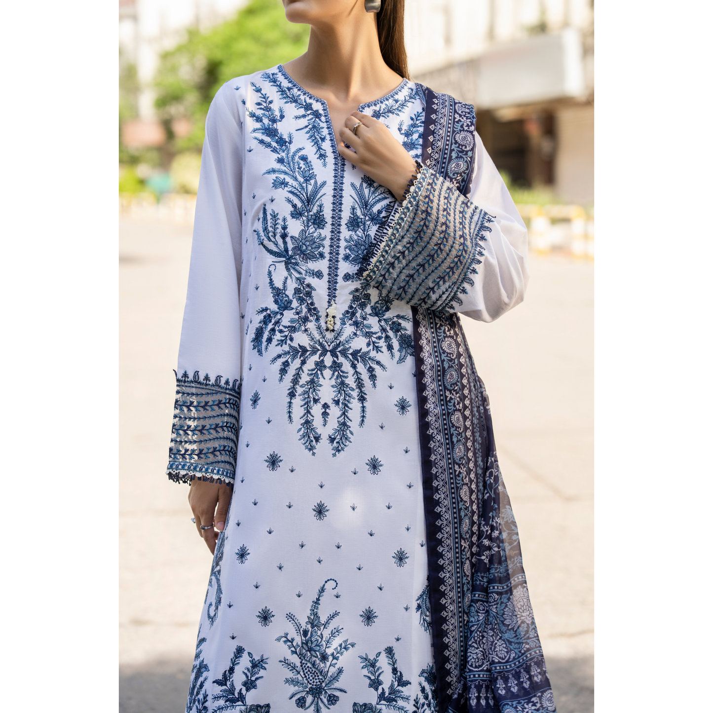 UCA-22 3 pc Summer Cotton Lawn Monochrome Collection | Ready to Wear | Casuallite
