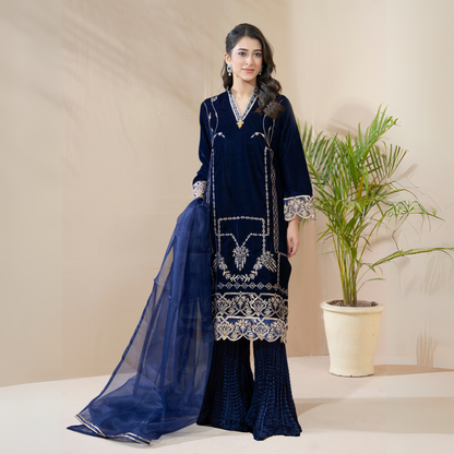 3 Pc Luxury velvet Dress | Winter Collection | Raniya.h | UMRAH01001
