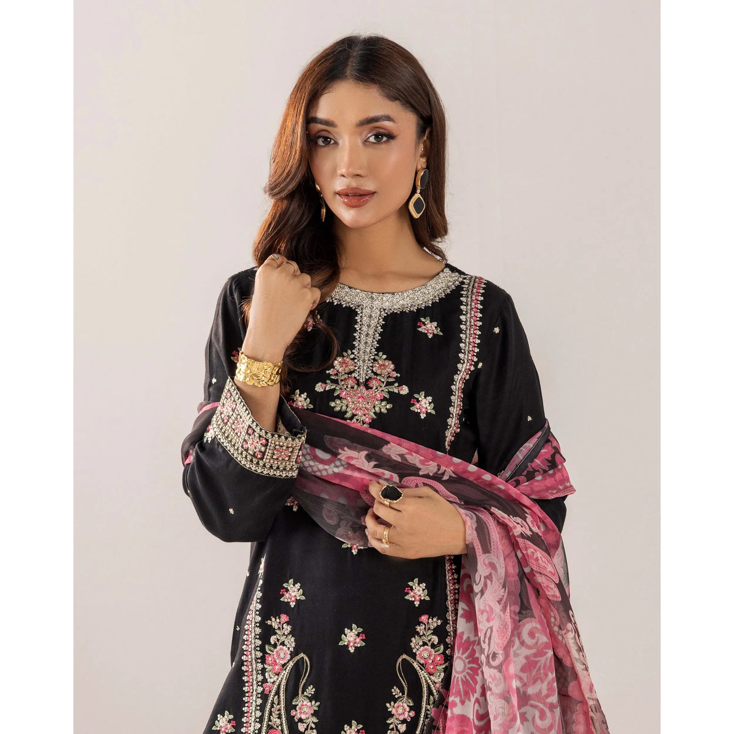 UTT-18 VOL 4 Embroidered Printed Linen Festive Collection by Traditional Thread