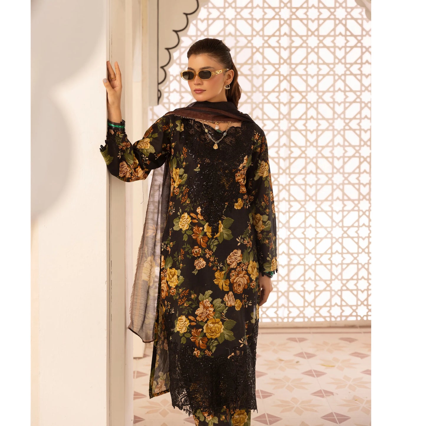 UMS-63 "Limelight" by Simrans Embroidered Printed Pure Lawn 3 Pc Collection Ready to Wear Pakistani Asian clothes