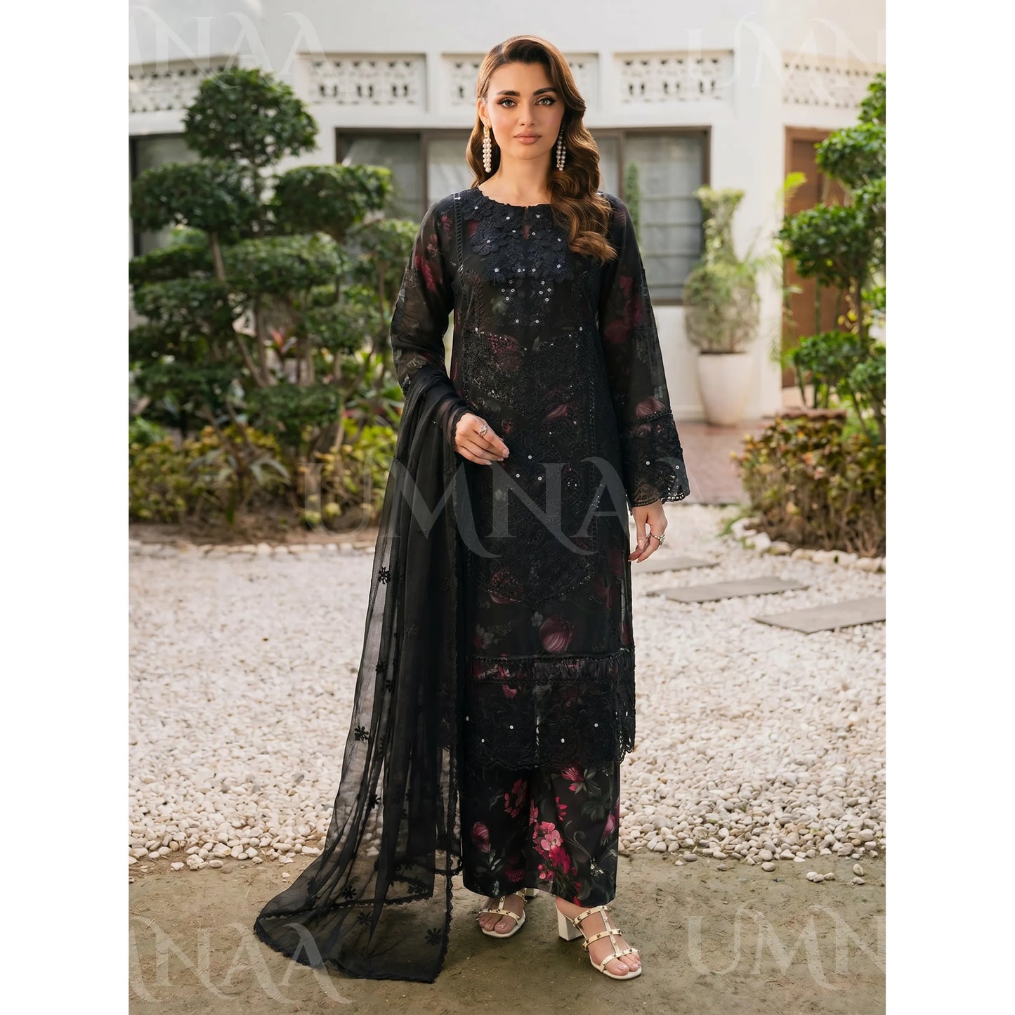 UA-200 Embroidered Chiffon 3-Piece with Printed Lining & Trouser