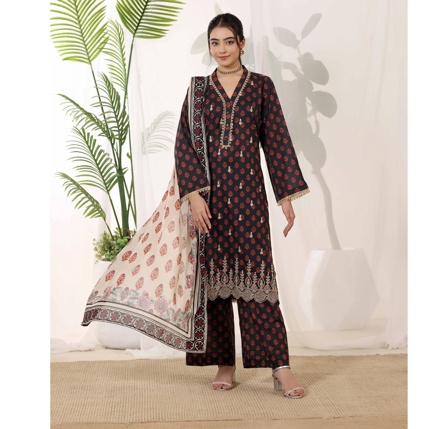 USN-22 Embroidered Chikankari Lawn 3 Piece Summer Collection by saphron | Ready to Wear Pakistani Asian Eastern wear
