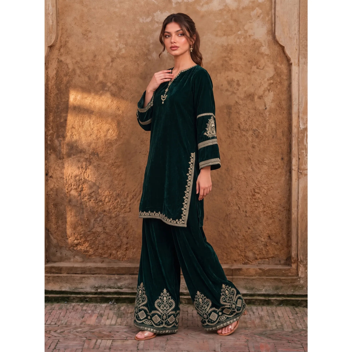 UA-315 Embroidered Farshi Shalwar Cord Set | Umnaa