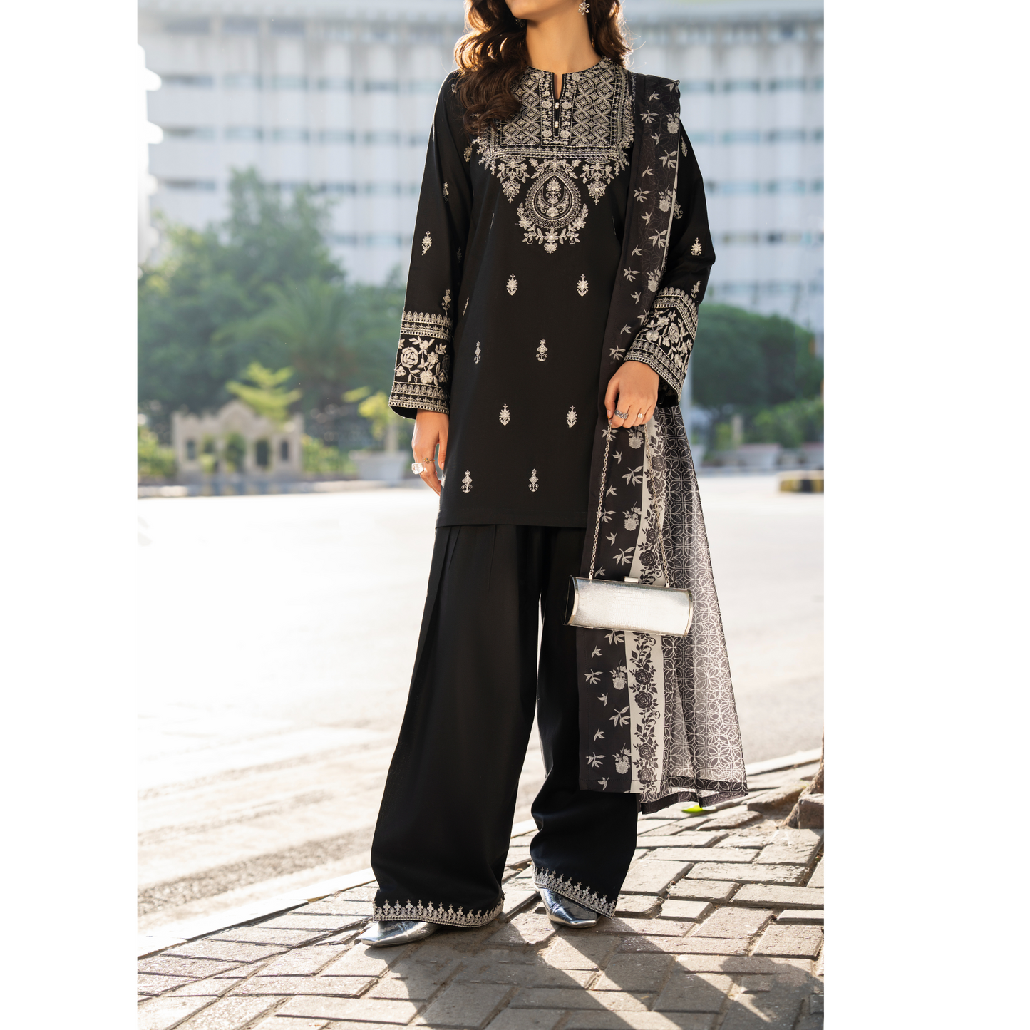 UCA-22 3 pc Summer Cotton Lawn Monochrome Collection | Ready to Wear | Casuallite